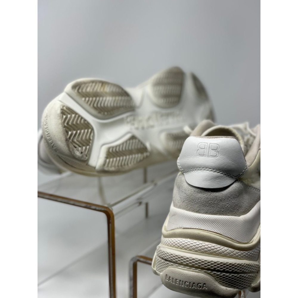 Balenciaga Men Triple S Sneakers White Ecru FR Size 45/ US 12. Gently Used - Picture 7 of 12